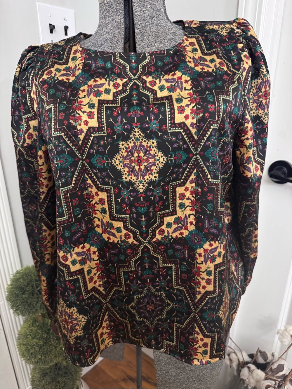 Women’s LOFT Boho Floral Geometric Long-Sleeve Top - Black & Beige Medium